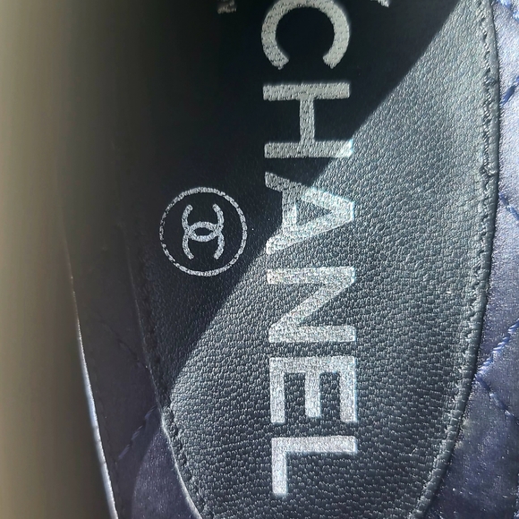 Chanel CC Heels - Picture 9 of 10
